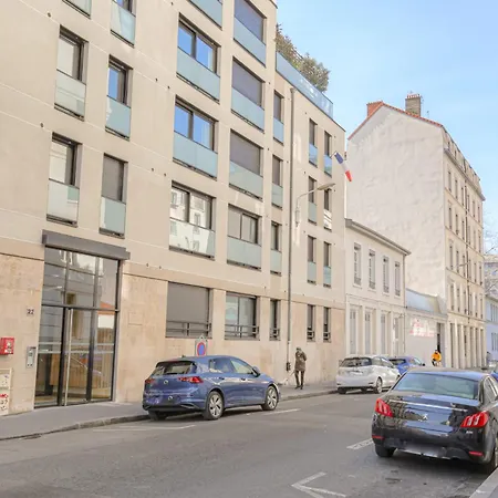 Διαμέρισμα Cosy Avec Parking Proche Brotteaux *