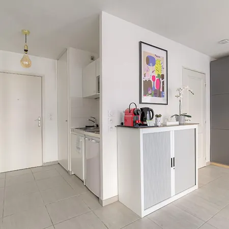 Cosy Avec Parking Proche Brotteaux Lägenhet